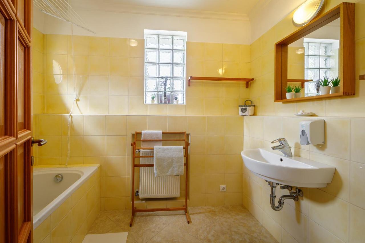 Villa Muzsa Deluxe バラトンフレド エクステリア 写真