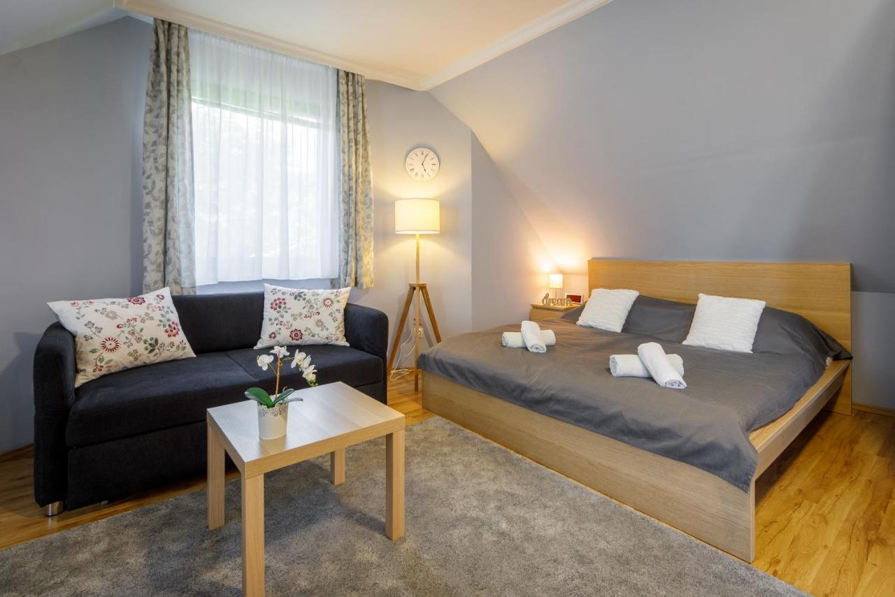 Villa Muzsa Deluxe バラトンフレド エクステリア 写真
