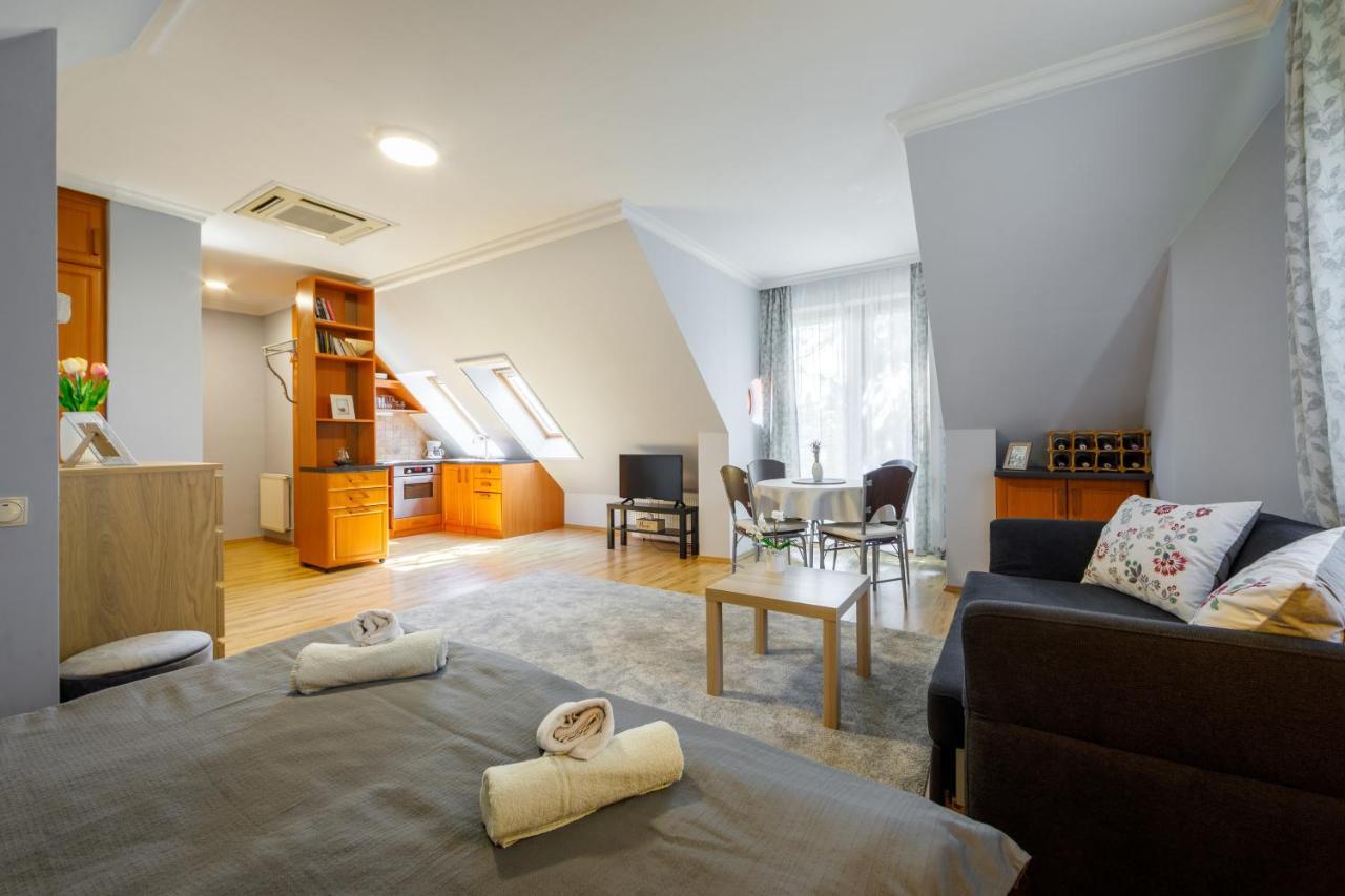 Villa Muzsa Deluxe バラトンフレド エクステリア 写真