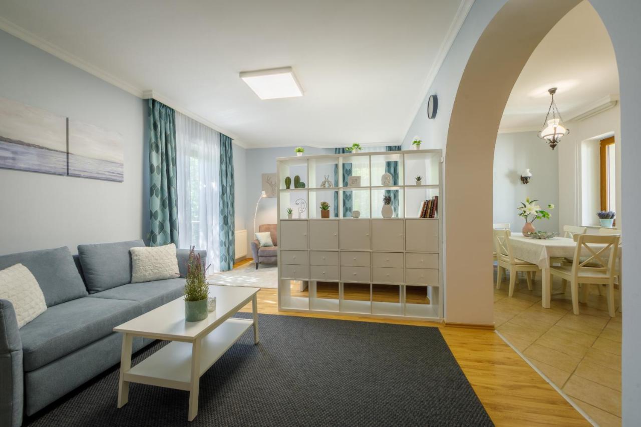 Villa Muzsa Deluxe バラトンフレド エクステリア 写真