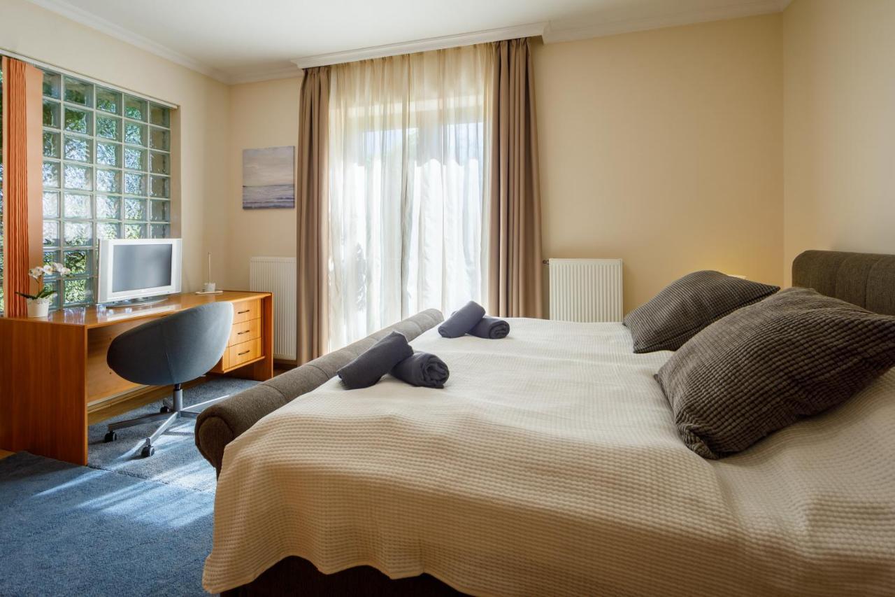 Villa Muzsa Deluxe バラトンフレド エクステリア 写真