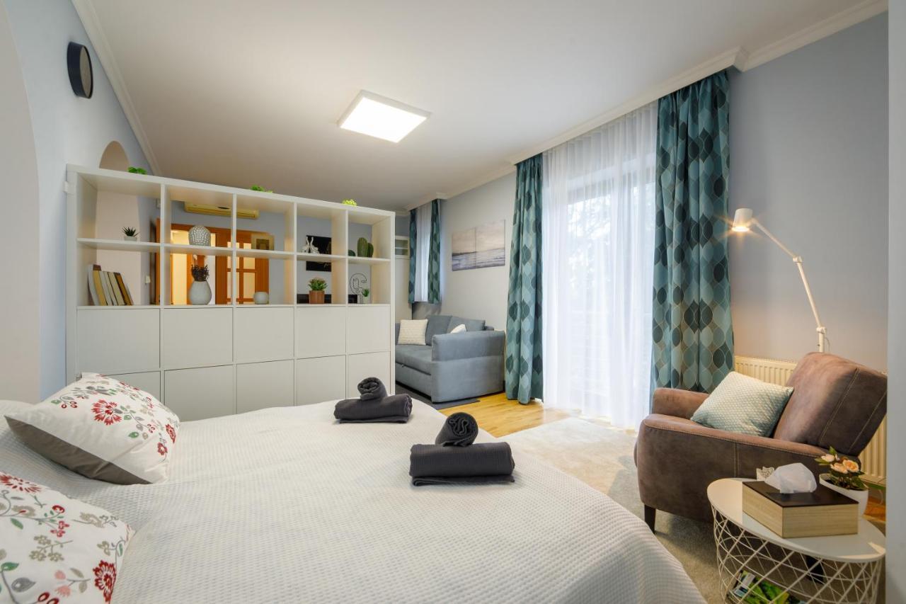 Villa Muzsa Deluxe バラトンフレド エクステリア 写真