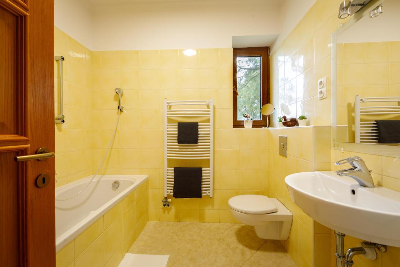Villa Muzsa Deluxe バラトンフレド エクステリア 写真